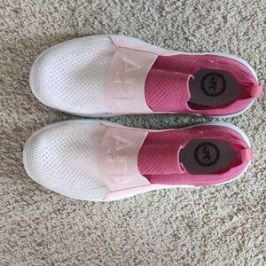 APL Techloom Sneakers